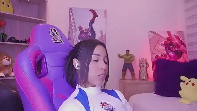 madelyn_rose_'s Live XXX Chat