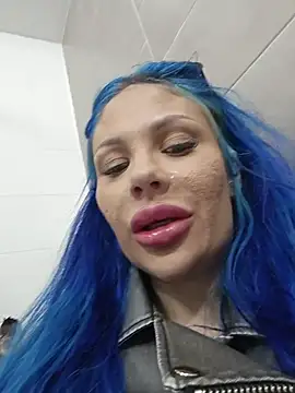 Show modela Lika8234 na web-kameri