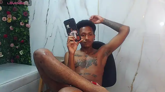 Show modela ManSant na web-kameri