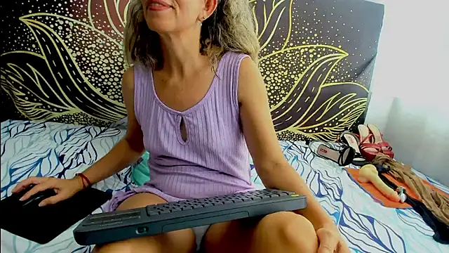 mrs_angelica: онлайн-секс-чат