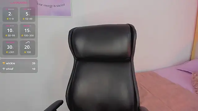 LanaJones_: онлайн-секс-чат