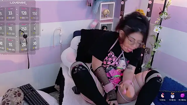 Catwhite_ – Naživo XXX chat