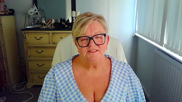 Živý XXX chat BridgetBlueEyes