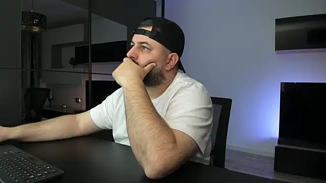 Chatroom XXX en direct de DravenPeak