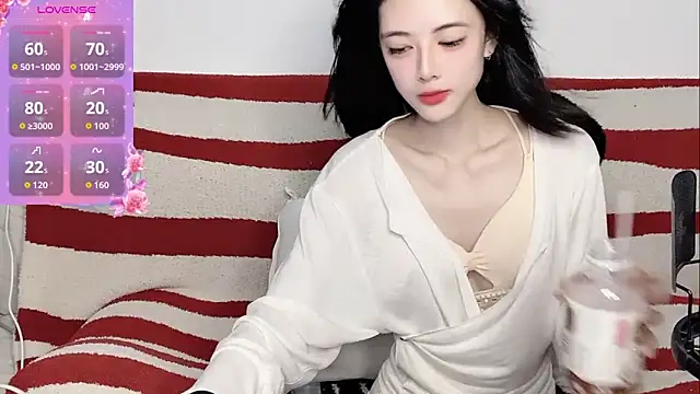 Nuomio 现场XXX聊天