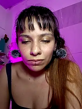 Czat XXX na żywo – Hairy_ptt