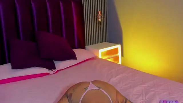 LauraAristizabal: απευθείας συνομιλία ΧΧΧ