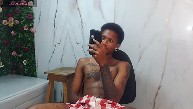 دردشة ManSant الجنسية المباشرة