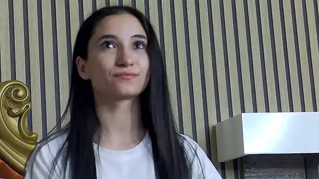 Pokazy przed kamerką – CarolinaBlair