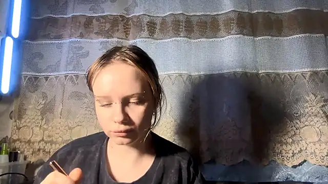 KrystenHoye Live XXX Chat