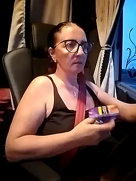 دردشة Milfa_nimfomana الجنسية المباشرة