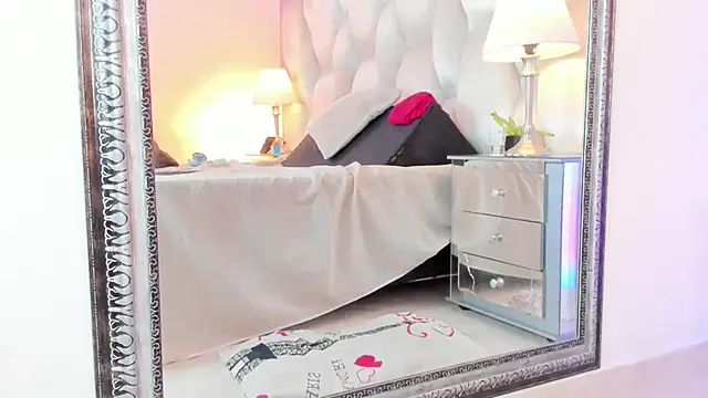 Chat +18 de megan_loviitz ao vivo