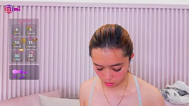 MilleyJones live XXX chat