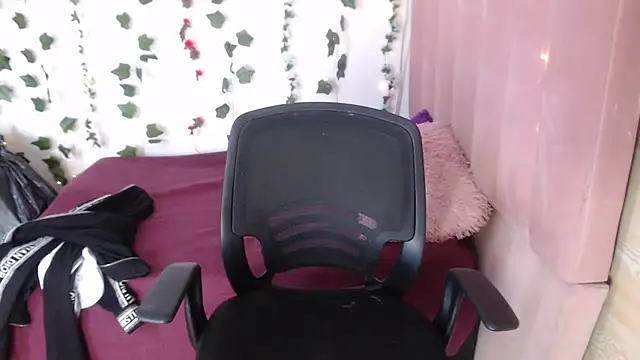 iam_aliiXtn Live XXX chat