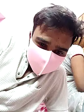 Cutiepie91: διαδικτυακό σόου στην κάμερα