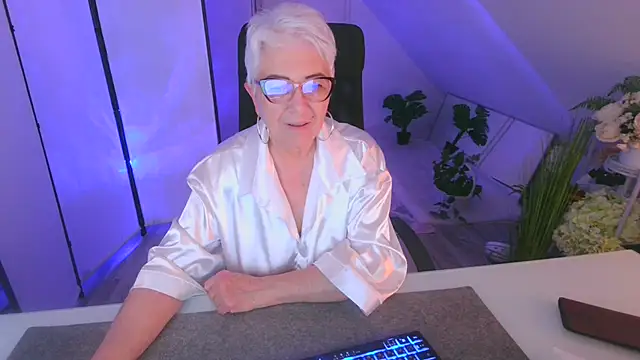 LovelyHelena – Live XXX-chat