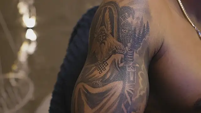 Logan_Varelaのウェブカメラショー