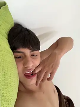 Lander_Cruz Chat XXX live