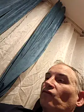 Piotr481 网络视讯表演