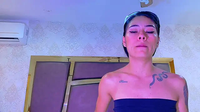 NicoleEsposito 现场XXX聊天