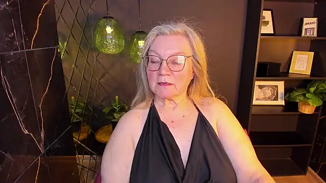 NataliMellow Chat XXX in diretta