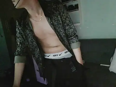 boyhigh1997 লাইভ XXX চ্যাট