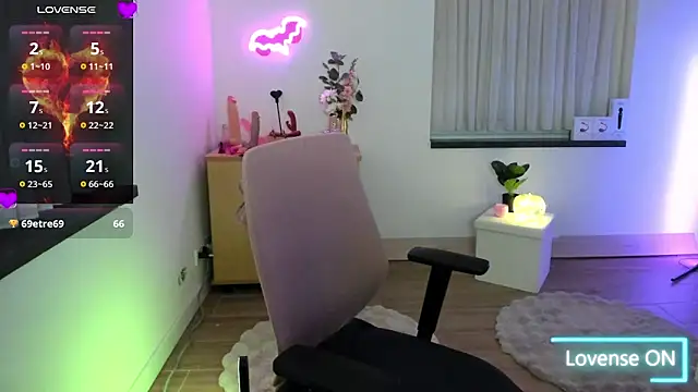 Chat +18 de Miss_Lucifer6 ao vivo