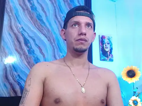 Sebastian_Smith__ Show in webcam