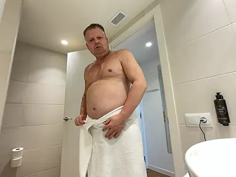 The_Oldbull's Live XXX Chat