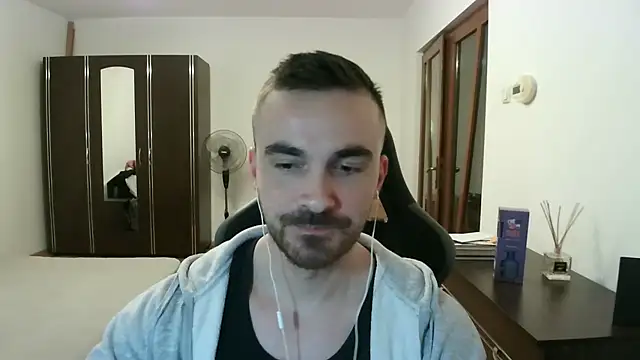 mu5clemania2n Webbikameraesitys