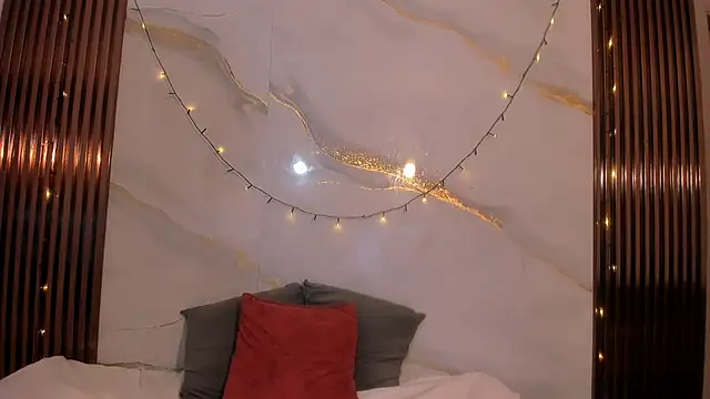 Kiaraa_Queen: вебкам-шоу