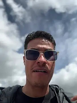 TavoHot_ Live XXX-Chat