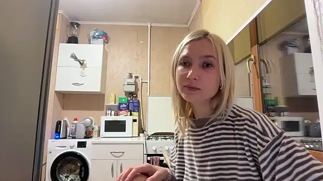 دردشة AngelJeni الجنسية المباشرة