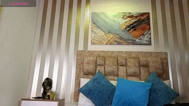 amara_queen_のライブXXXチャット