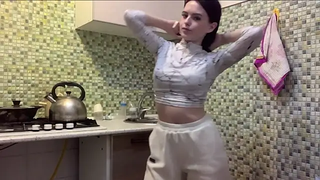 Chat XXX ao vivo de KikiAmino