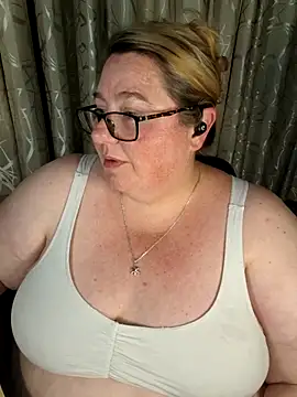 Iceprincess2bad4u's Webcam Show