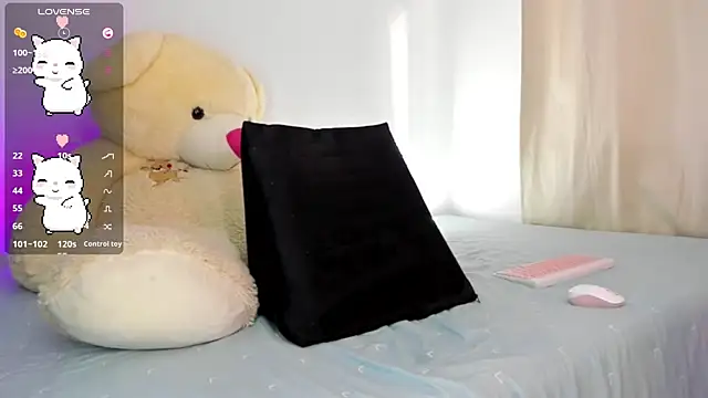 Hazel_Rossiのウェブカメラショー