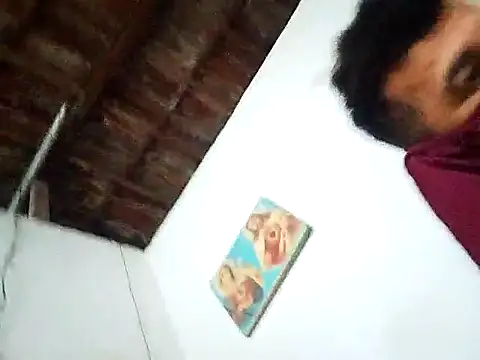 tarra122 即時 XXX 聊天