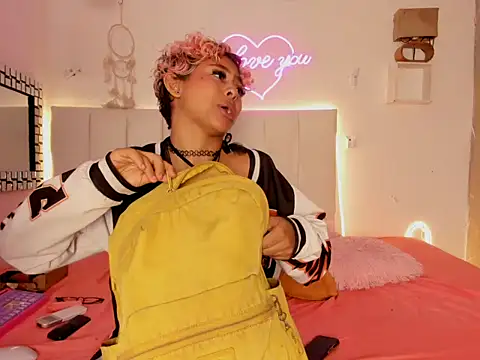 lilith_horny Adlı Modelin Canlı XXX Sohbeti