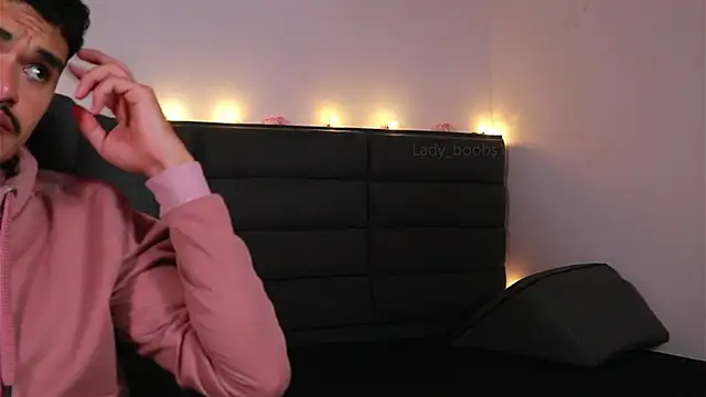 Онлайн чат XXX kathieandpovcock1