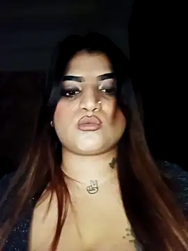 Sanaya_Gil Chat XXX live