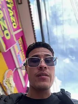 Chat XXX Live TavoHot_