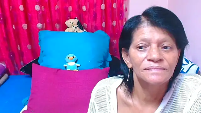 SLUTTYROXY: απευθείας συνομιλία ΧΧΧ