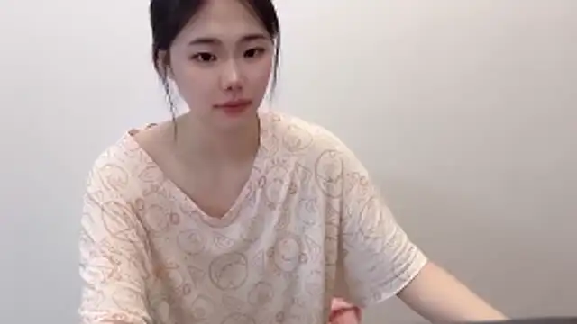 Chat XXX Live suki-1