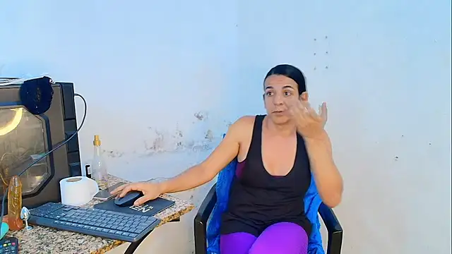 Oh_Tique ওয়েবক্যাম শো