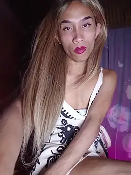 PeachyLuxe's Webcam Show