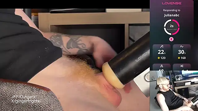 Gingerxl8's Live XXX Chat