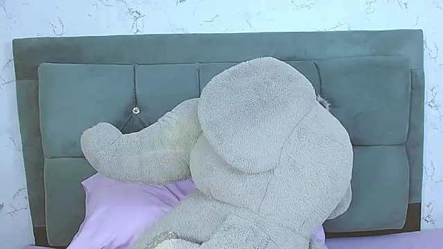 XXX chat uživo modela Brhiana_Williamms