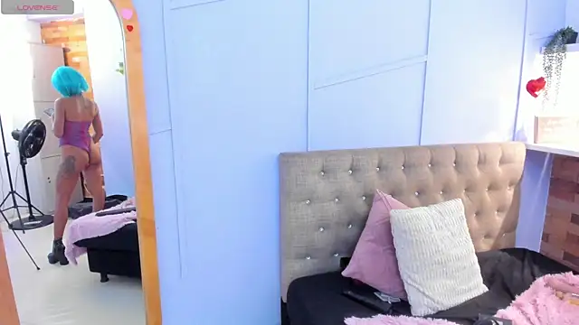 XXX chat uživo modela milavega_