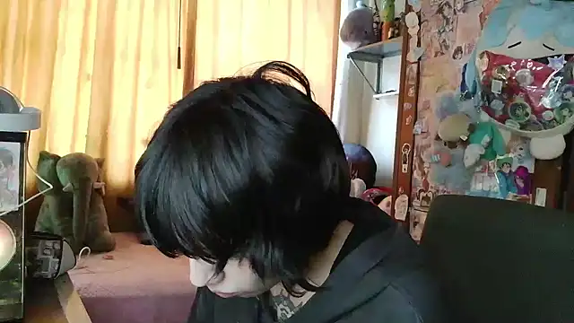 Terraelowen Chat XXX in diretta